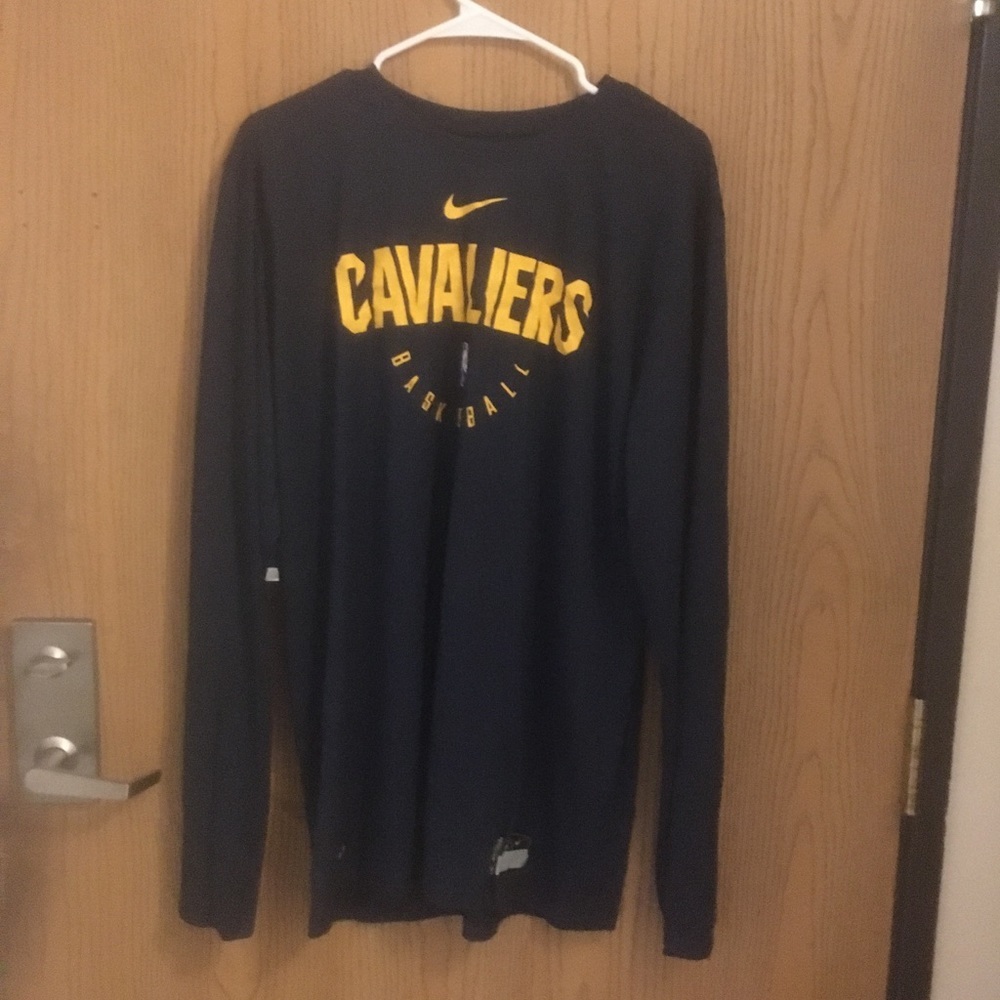 Nba mens blue Cleveland cavaliers long sleeves tee xlt